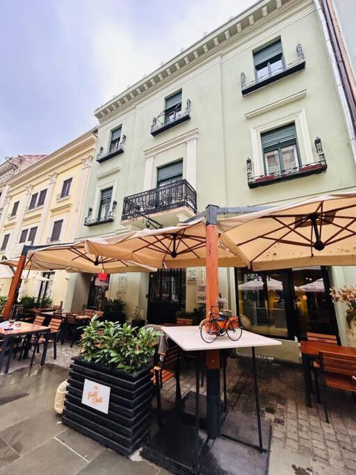 Hidden Gem In The Old Town Apartment Timisoara Ngoại thất bức ảnh