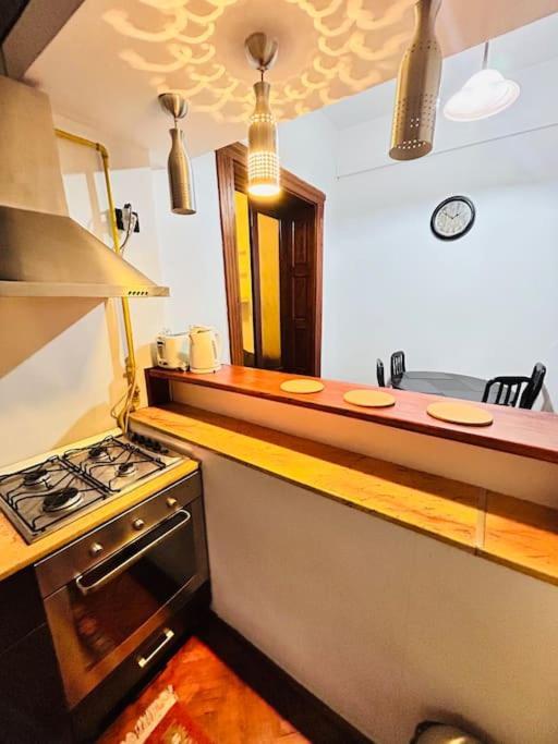 Hidden Gem In The Old Town Apartment Timisoara Ngoại thất bức ảnh